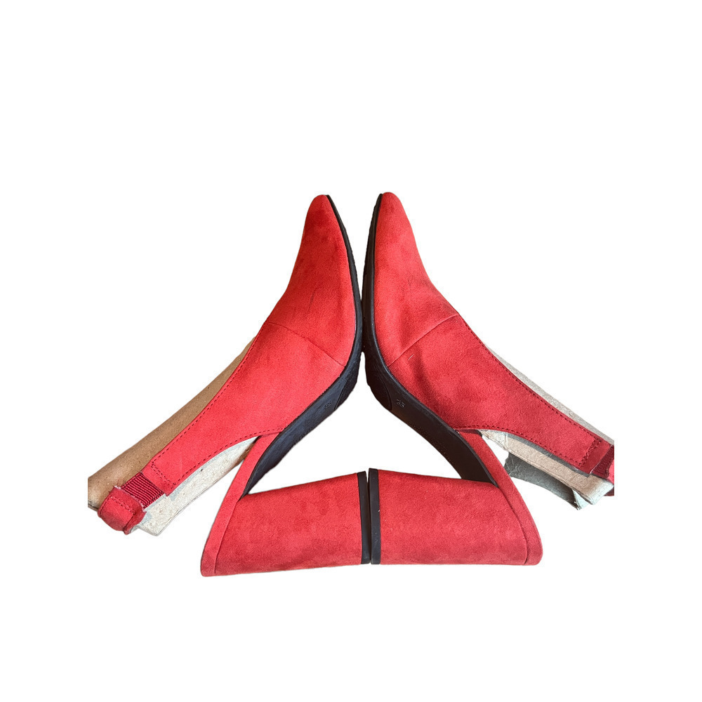 Christian Siriano For Payless Thick Heel Suede Shoes - Picture 6 of 11